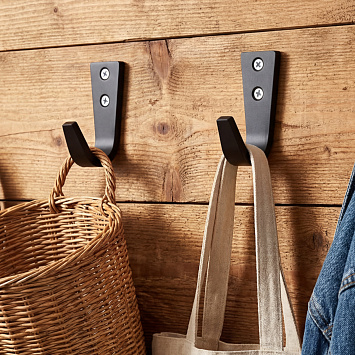 Крючок Larvij Трапеция, 39x29x70 мм, черный, LHK186BL